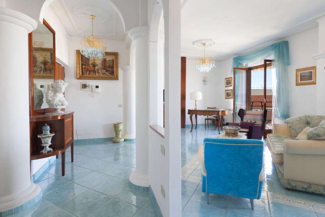 Amore Rentals - Appartamento Cielomare Sorrente Extérieur photo