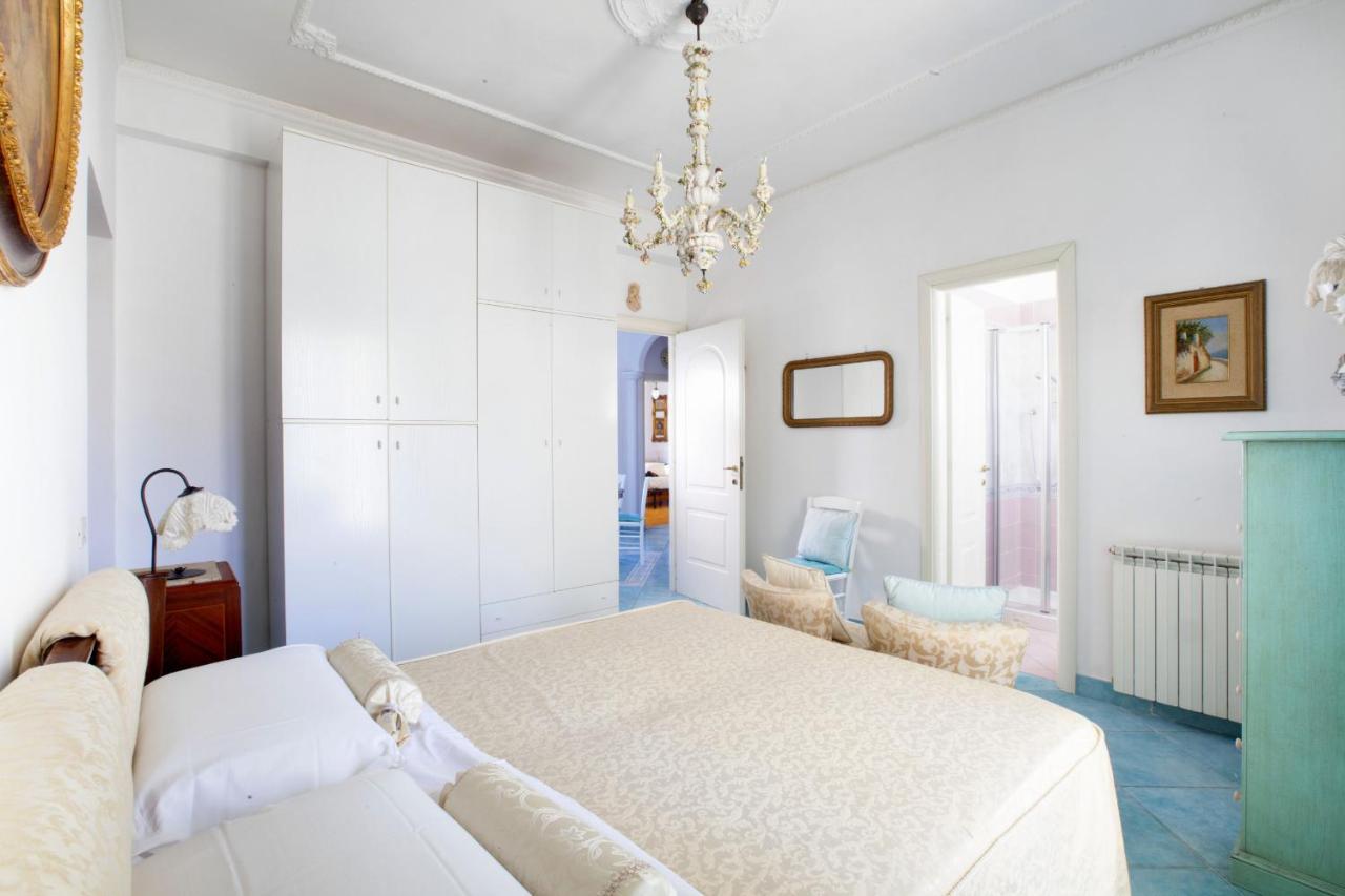 Amore Rentals - Appartamento Cielomare Sorrente Extérieur photo