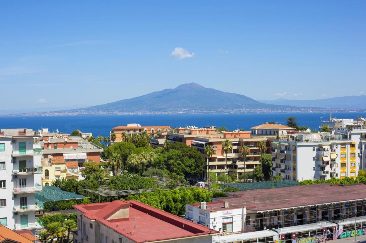 Amore Rentals - Appartamento Cielomare Sorrente Extérieur photo