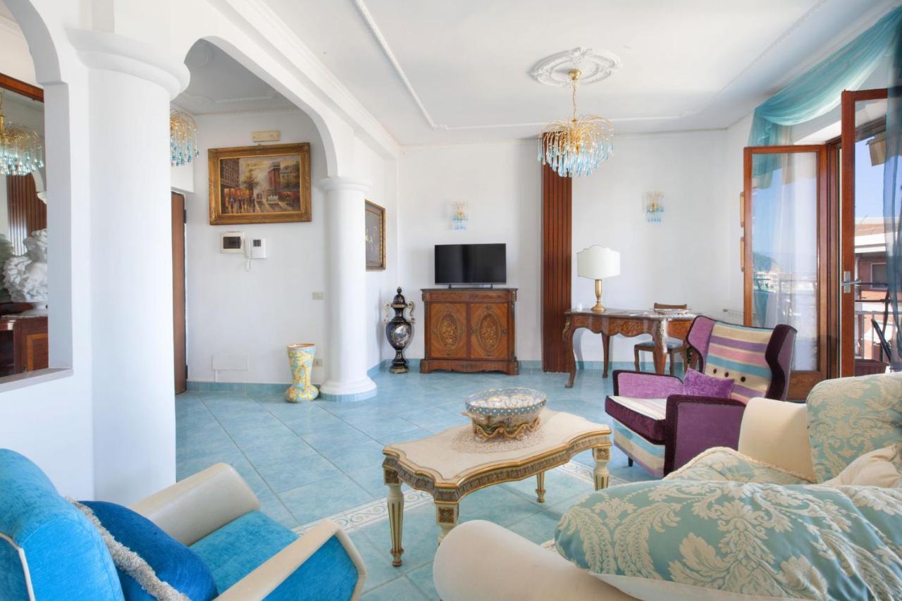 Amore Rentals - Appartamento Cielomare Sorrente Extérieur photo