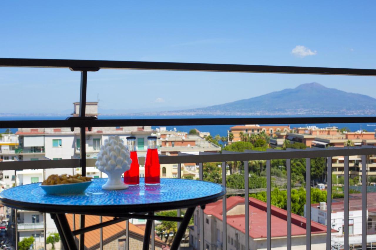 Amore Rentals - Appartamento Cielomare Sorrente Extérieur photo