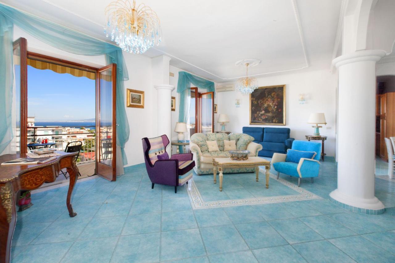 Amore Rentals - Appartamento Cielomare Sorrente Extérieur photo